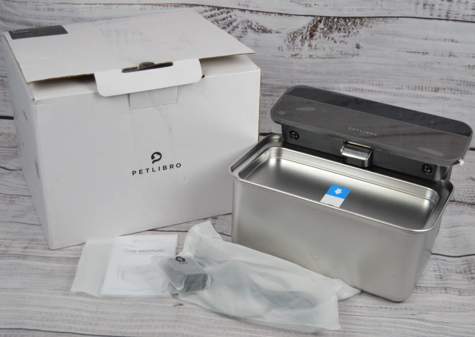 PetLibro Glacier Automatischer Haustierbrunnen 2,5L Silber PLWF007 BOXSCHADEN NEU