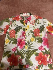 Vintage "Blue Hawaii" Hawaiian Aloha shirt 100 cotton with a floral pattern