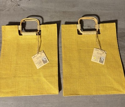 Hallmark SAC-CADEAU Bags With Wood Handles New With Tags Set Of 2 