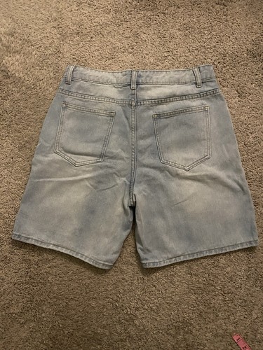 Men’s Jean Shorts - Picture 4 of 6