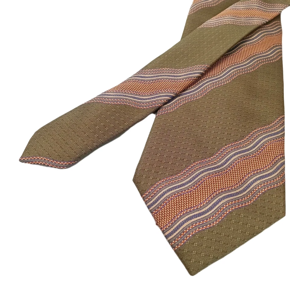 Corbata Daniel De Fasson Hombre Verde Oliva Rayas 57" Largo 100% Seda Hecha a Mano Foto 2 de 4