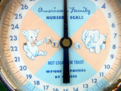 Vintage American Family Baby Nursery Scale ~ Works 30 lbs Tested
