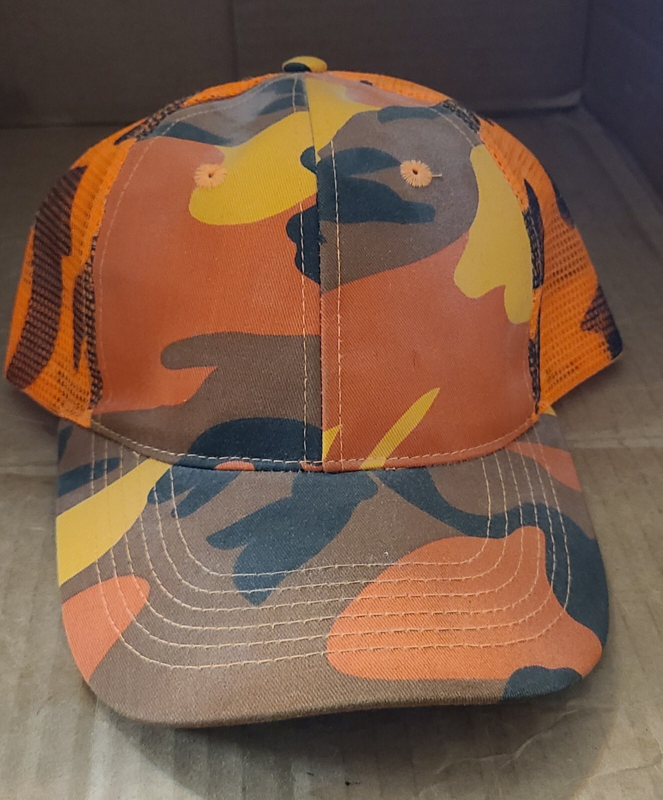 vintage orange camo mesh trucker hat Gem