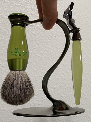 eShave S Stand Shaving Set - NEW in Boxes - Vintage Discontinued “Gun Metal” - Picture 9 of 9
