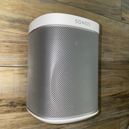 Sonos Play:1 Wireless Smart Speaker – White (1pc) – Used in Excellent Condition - Picture 4 of 10