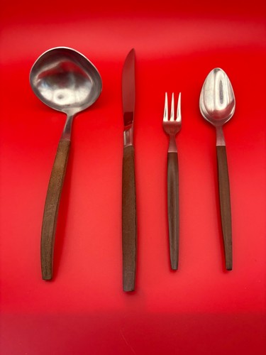 EKCO ETERNA Canoe Muffin ~ 1 GRAVY LADLE, 1 KNIFE, 1 TEASPOON, 1 COCKTAIL FORK