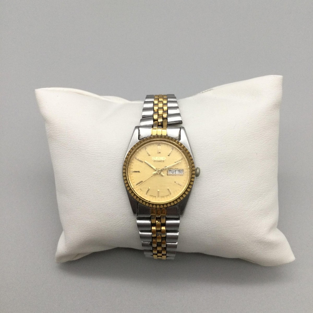 Vintage Seiko Womens Watch 23mm Two Tone Day Date 7N82-0041 New