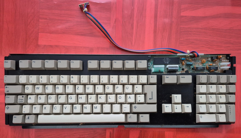 ✅ Keyboard for Commodore Amiga 500 A500 ⭐ Working ⭐ Nice Condition ⚡️