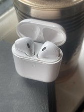 Apple AirPods 2nd Gen Wireless Bluetooth In-Ear Headphones White