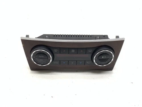 2005 Mercedes Benz C W203 ECU Air Conditioning A2038303285