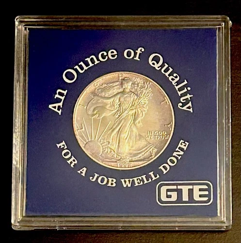 1992 American Silver Eagle 1 Troy Oz .999 Fine Silver GTE JOB WELL DONE CASE