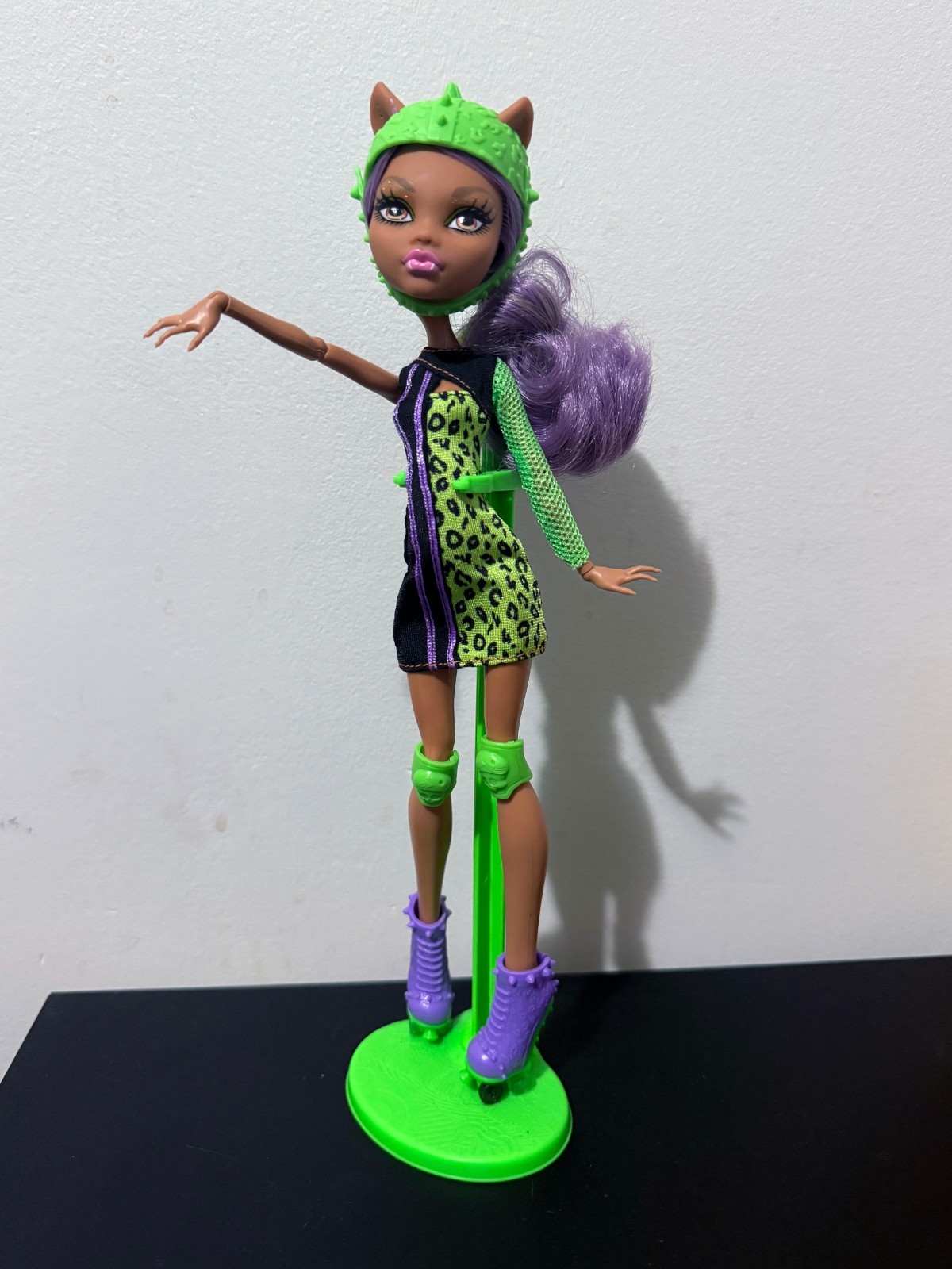 Monster High Skultimate Roller Maze Clawdeen Wolf Doll with 