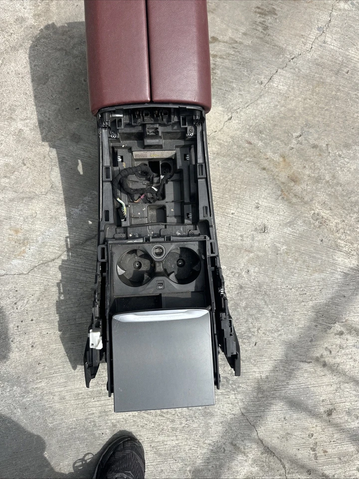 Conjunto de console central de couro estendido BMW M8 M850i 840i 2020 - 2023 fabricante de equipamento original - Imagem 4 de 4