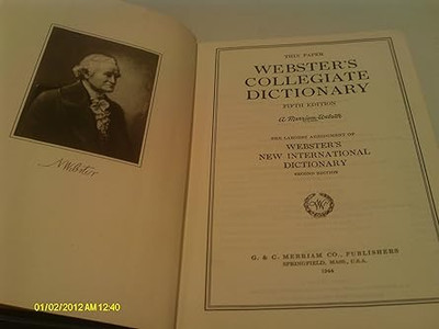 Webster's neues College Dictionary [Hardcover]