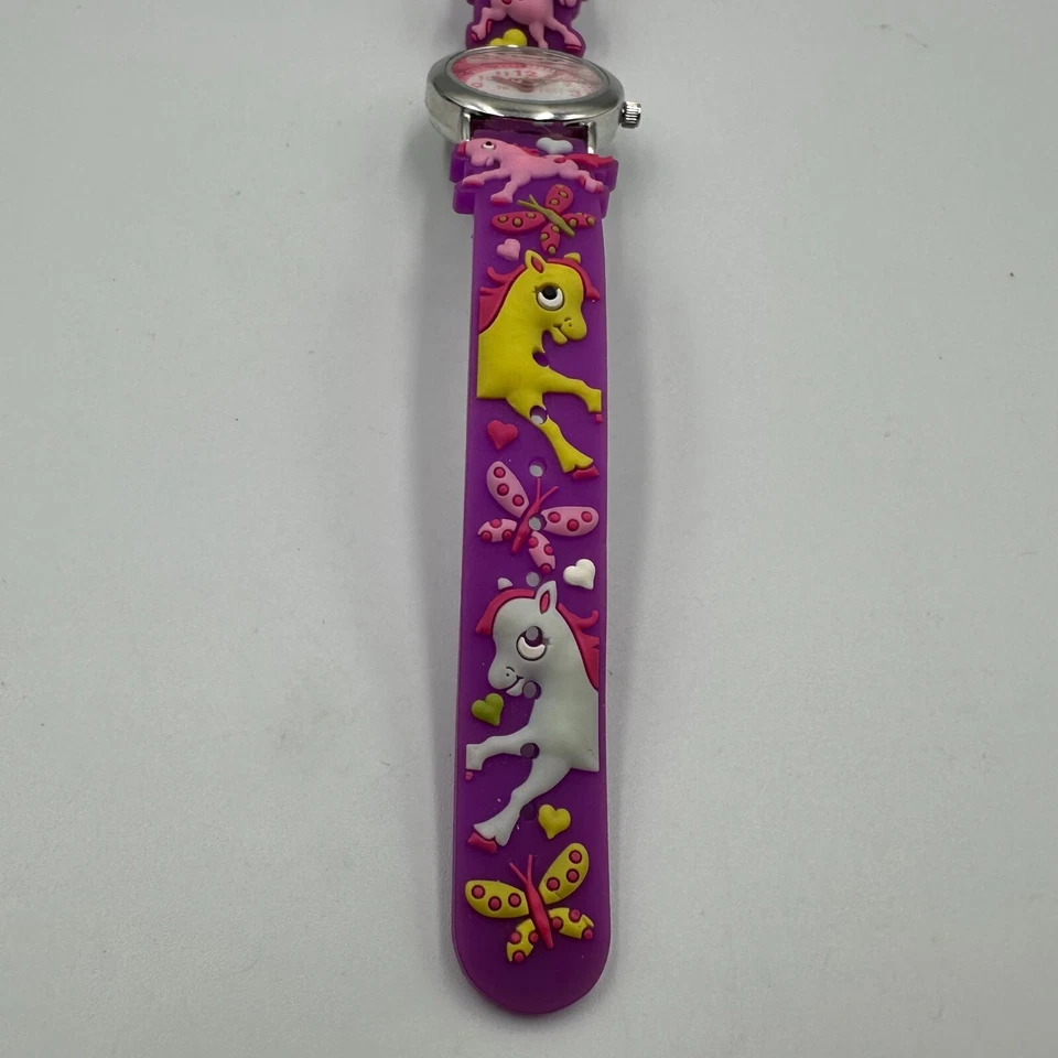 Reloj Unicornio Niñas Esfera Rosa Banda Silicona Púrpura Tono Plateado Batería Nueva 8" Foto 4 de 4