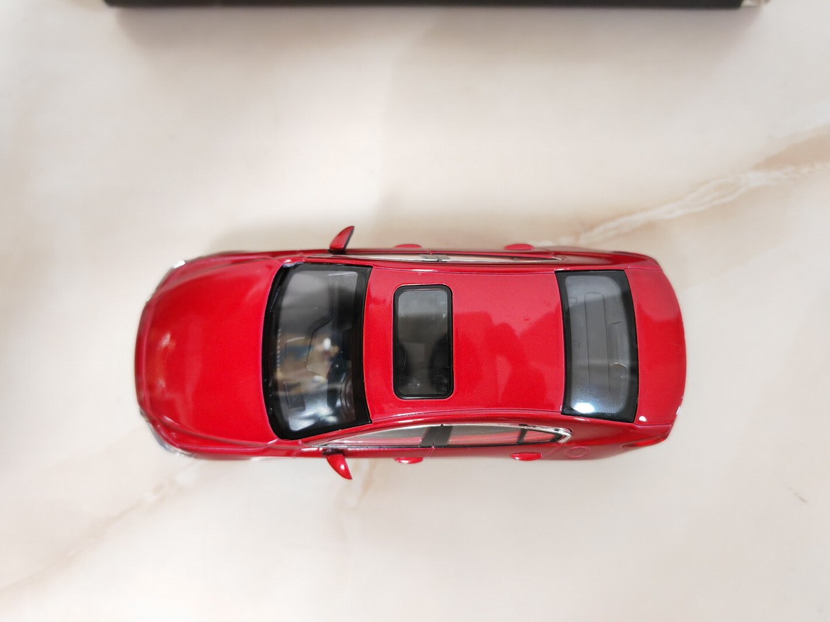 1/43 Scale MAZDA 3 AXELA 2020 Red Diecast Car Model Toy Gift NEW