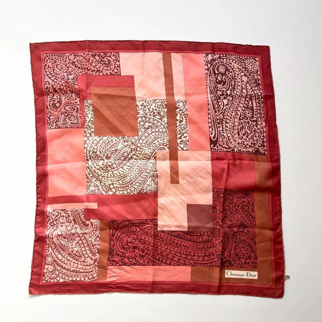 Authentique foulard Christian Dior motif cachemire rouge 77 x 74 cm toutes saisons femme