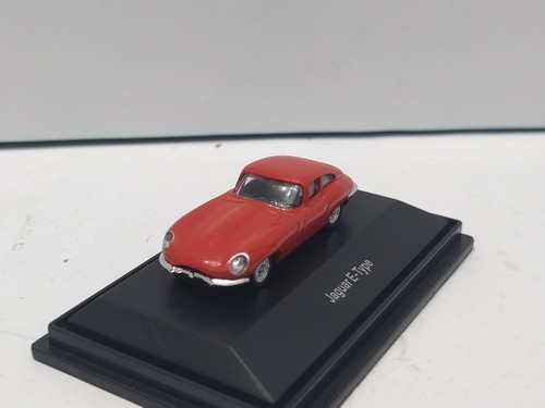 JAGUAR E-TYPE RED 1:87 H0 SCHUCO - Imagen 2 de 5