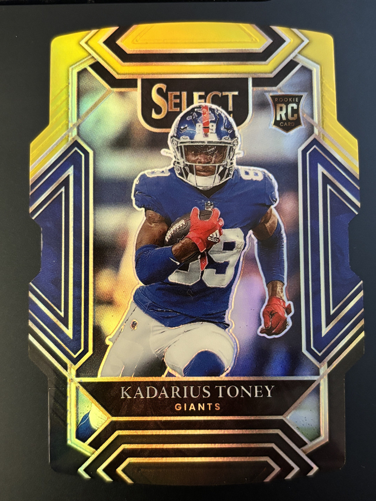 2021 Select Prizm Black and Gold Die Cut #252 Kadarius Toney