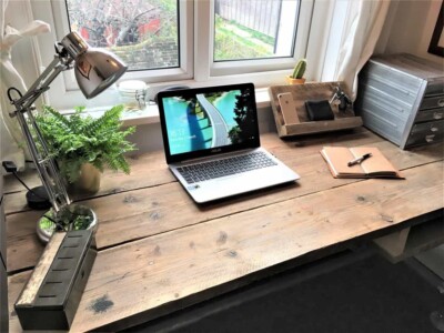 Ashwood rechteckiger Schreibtisch - Büroschreibtisch, maßgeschneidert aus wiedergewonnenen Gerüstbrettern