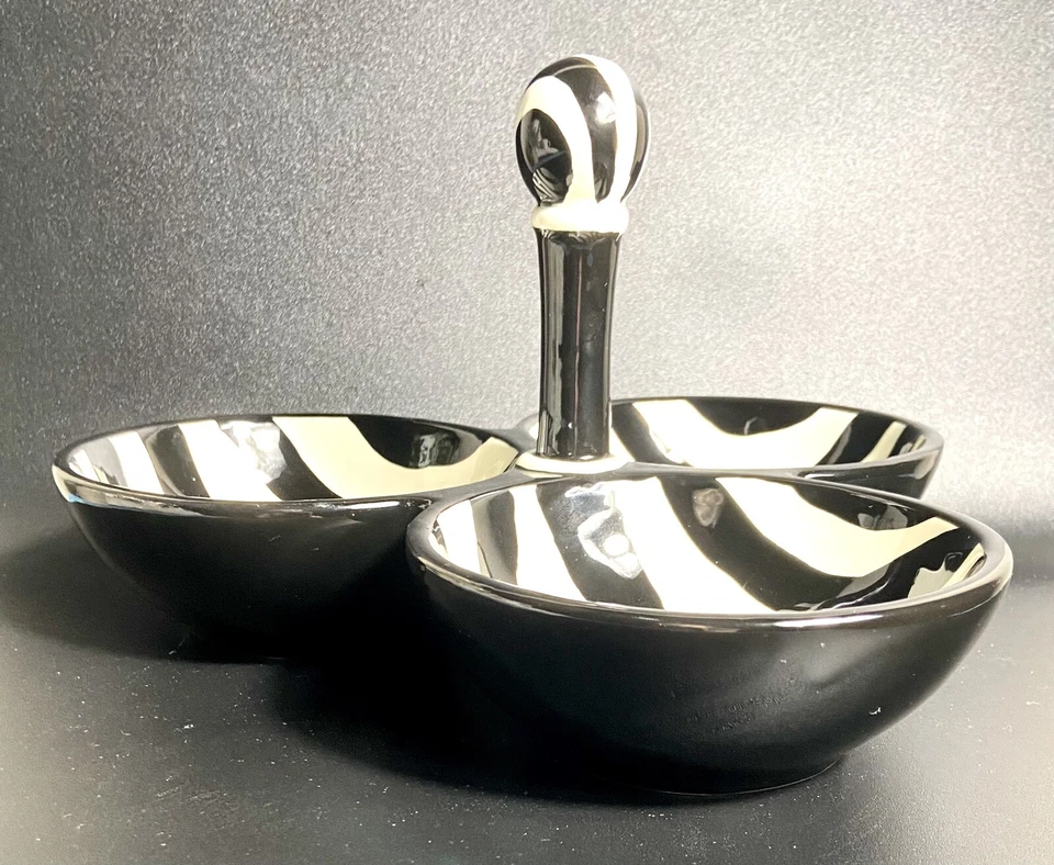 Bandeja para servir Little River Gift diseño cebra blanco negro vidrio triple conexión Foto 3 de 4