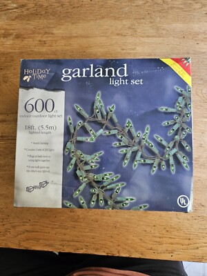 New Holiday Time Green 600 Ct light set 18 Ft Length INDOOR/ OUTDOOR 
