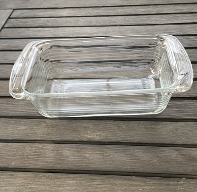 Libbey  11.25'' x 5.75'' x 3'' Glass  Ribbed Baking Dish/Loaf Pan.