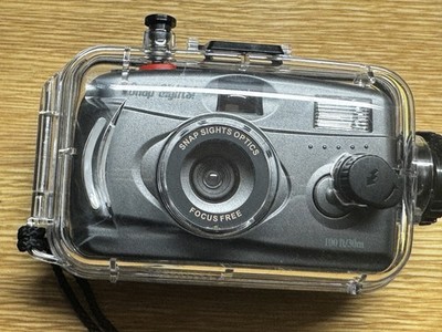 snap sights underwater 35mm camera