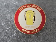 Manchester United Edwin Van Der Sar 1 Pin Badge MUFC Man Utd NEWTON HEATH man u 