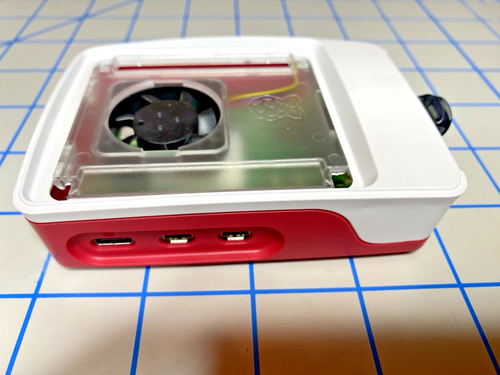 Raspberry Pi 5 Official Case with Temperature Controlled Fan and Power Supply - Afbeelding 6 van 9