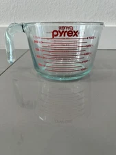 Pyrex Glass 4 Cup, 32oz 1 Quart Measuring Bowl With Handle