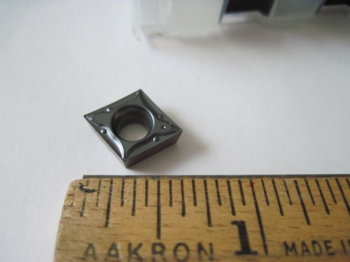 (Qty 10) Iscar CCMT3-0-PF IC806 Carbide Turning Inserts, 5566752 - Picture 2 of 4