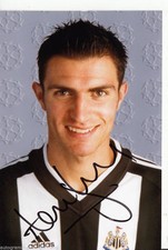 Aaron Hughes Newcastle United TOP Foto Orig. Sign. +A45407