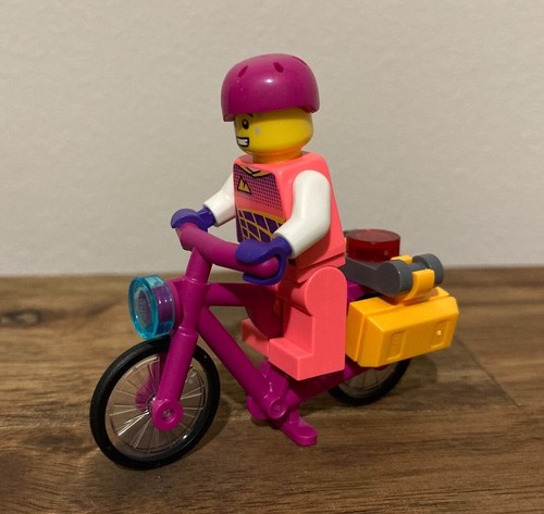 Mini Figures Driver Wheel Chair Pink Bicycle 60337 LEGO Express Passenger Train - Picture 3 of 19