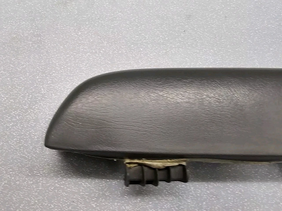 🔥03-06 Manija reposabrazos puerta delantera derecha Chevy GMC Silverado Tahoe grafito H2 Foto 2 de 4