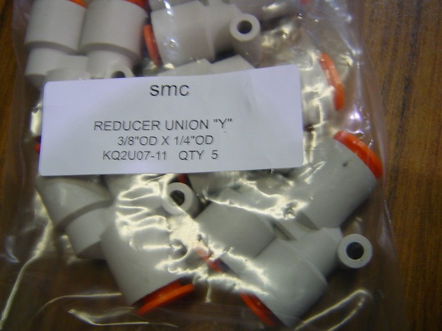 QTY 2 SMC KQ2U13-36S One Touch Push to Connect Union /'Y/" 1//2/" OD X 3//8/" NPT