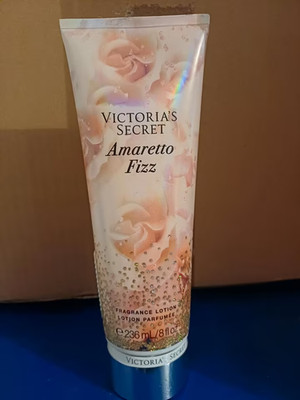 Neu Victorias Secret Amaretto Fizz Fragrance Lotion