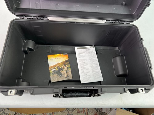 NUEVO Pelican Air 1556 Estuche Mediano con Ruedas Estuche Protector Impermeable - Imagen 6 de 6