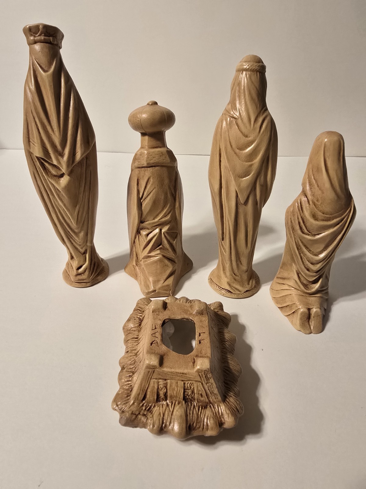 Vintage 1977 Byron Molds Ceramic Nativity Figurines