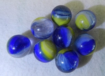 #21043m Vintage Group of 8 Akro Agate Popeye Patch Marbles