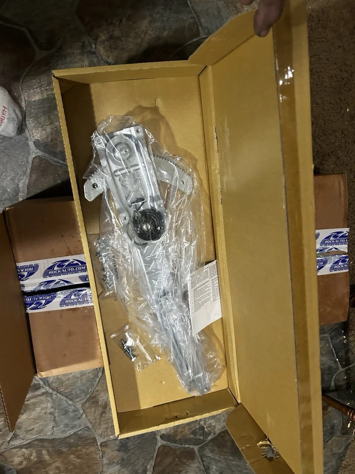 Regulador de ventana manual lado del conductor izquierdo derecho para camioneta Ford F150 Foto 2 de 4