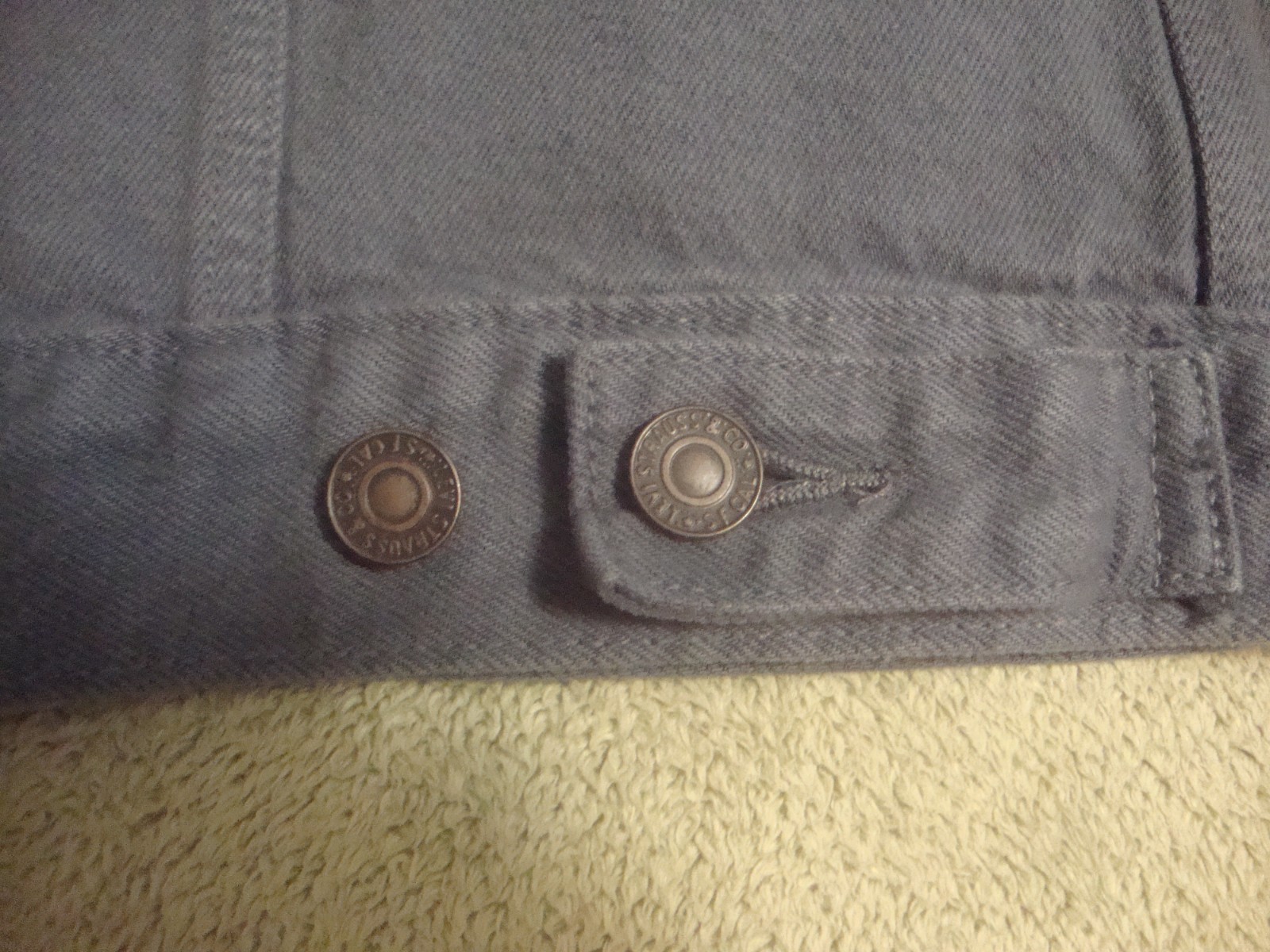 Men’s Levi Strauss red tab gray/blue heavy denim trucker jacket Size XL