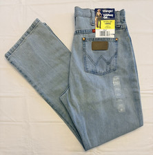 NWT Wrangler Women's Cowboy Cut Natural Rise 14MWZ Jeans 11x32 Distressed 32x32