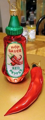 Sur La Table Hot Sauce Glass Ornament with Spicy Pepper Free Ship No Box