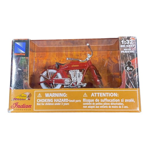 Indian Scout Board Track Racer (1940) 1:32 Cast by Indian Motorcycles - Picture 1 of 8