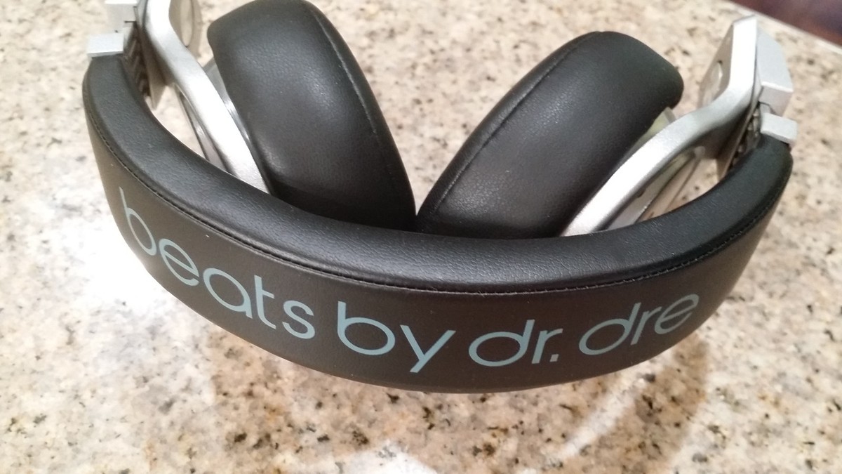 Monster Beats by Dr. Dre Pro Beats Over the Ear Headphones Silver