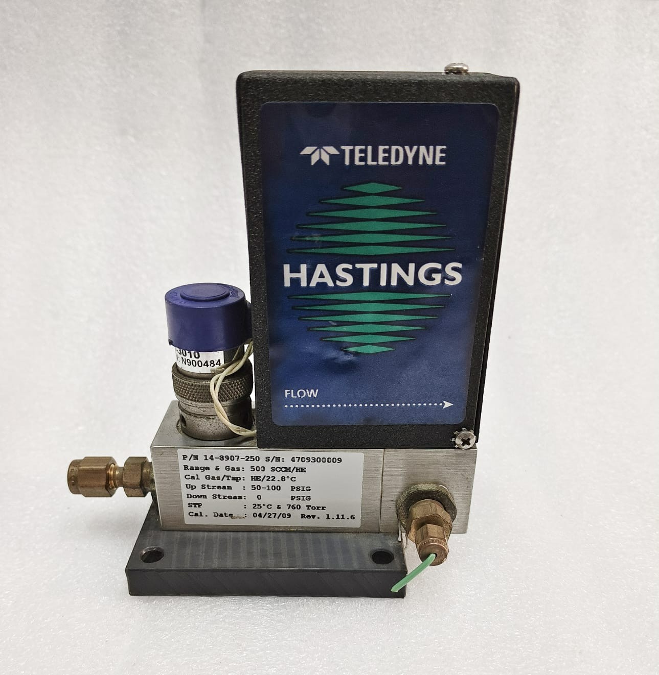 Teledyne Hastings 14-8907-250 Gas Mass Flow Controller 500 SCCM Helium MFC
