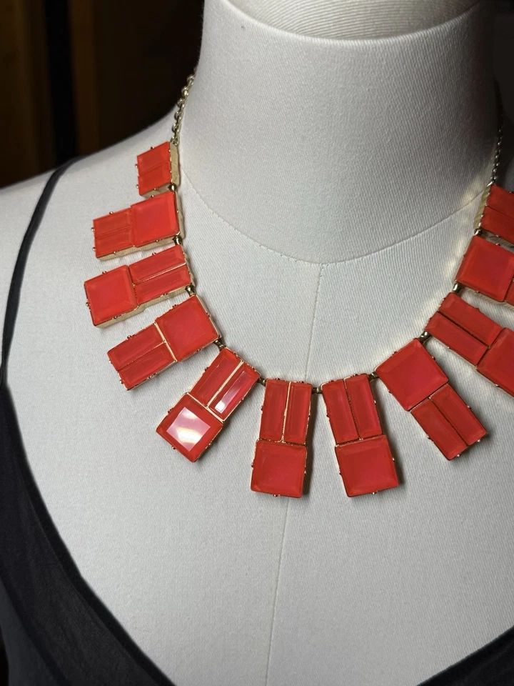 Colar declaração Kate Spade laranja coral babador robusto Y2K Bling - Imagem 4 de 4