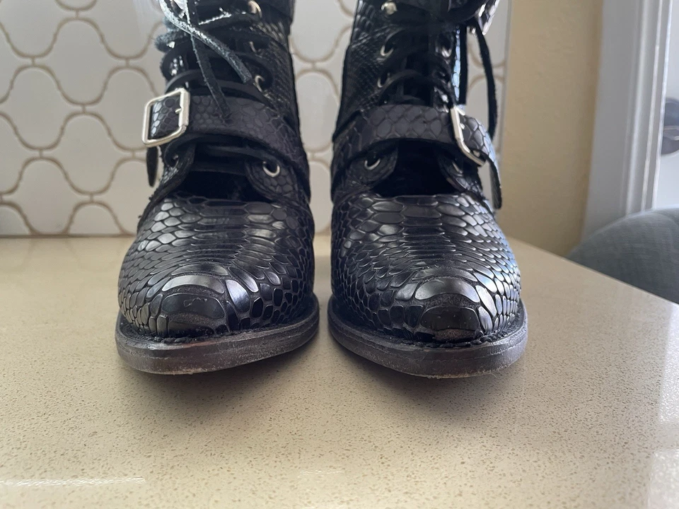 Botín Freebird by Steven Fauna Hebilla Punta Punta Mujer Talla 9 Negro Estampado Serpiente Foto 4 de 4