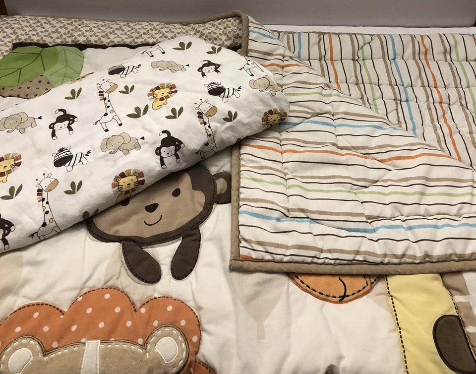 Cocalo Baby Comforter Quilt Giraffe,Monkey,Lion Etc.Baby Comforter & Crib Sheet - Image 2 of 4